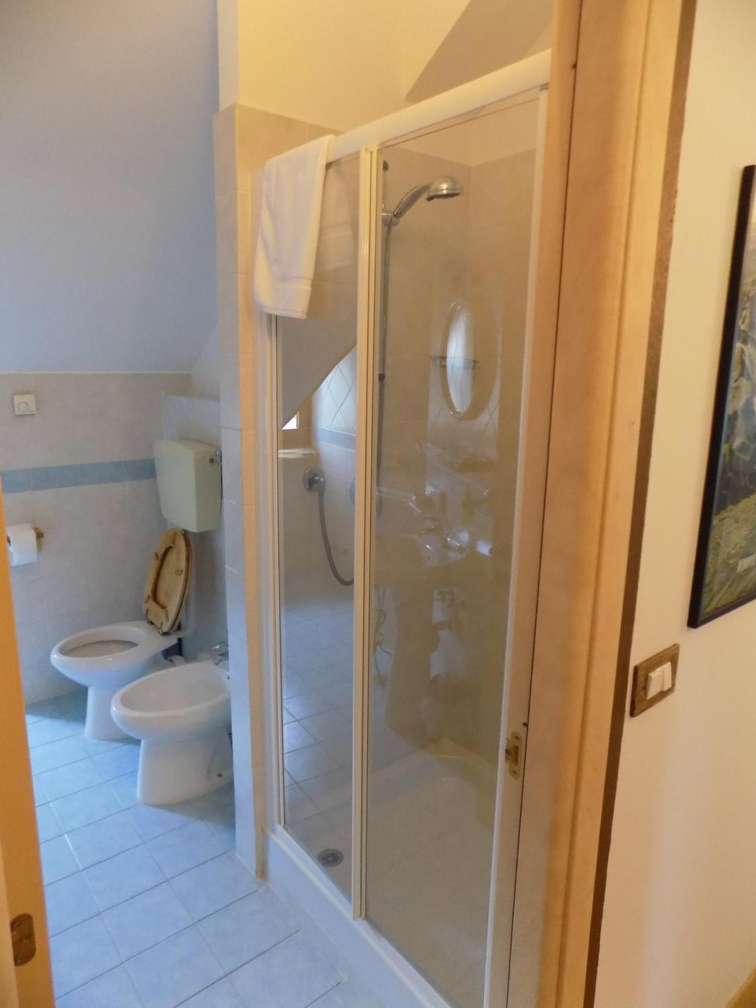 Bed and Breakfast La Rocca Bianca Демонте Экстерьер фото